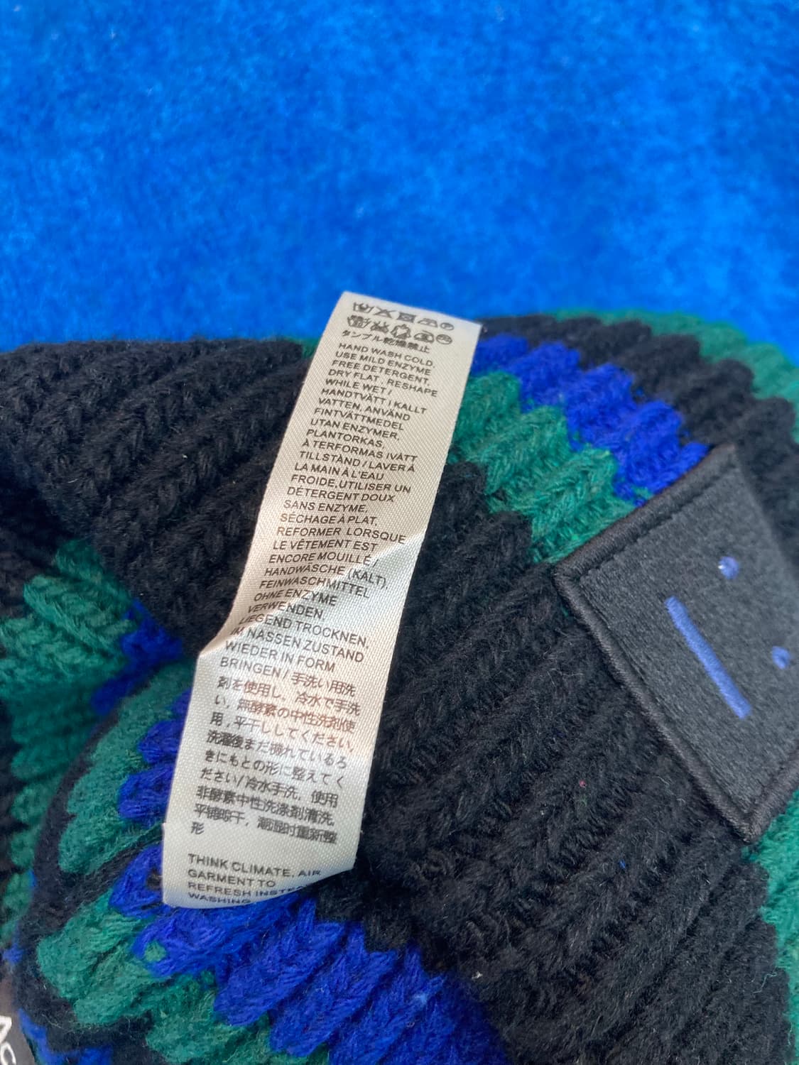 Acne Studios 팬시 울 비니 상품이미지4