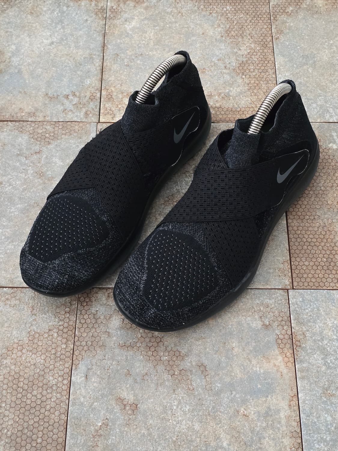 (260)나이키 프리 런 모션 플라이니트  상품이미지1