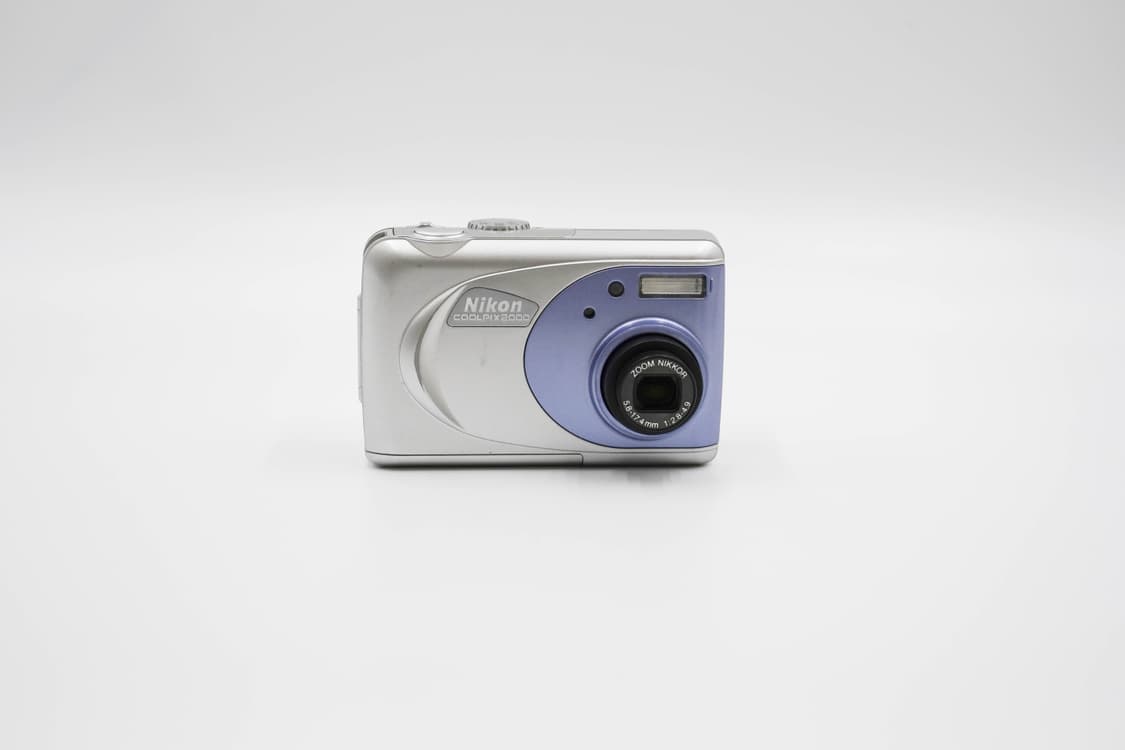 Nikon COOLPIX 2000 (니콘 쿨픽스 2000) 상품이미지3