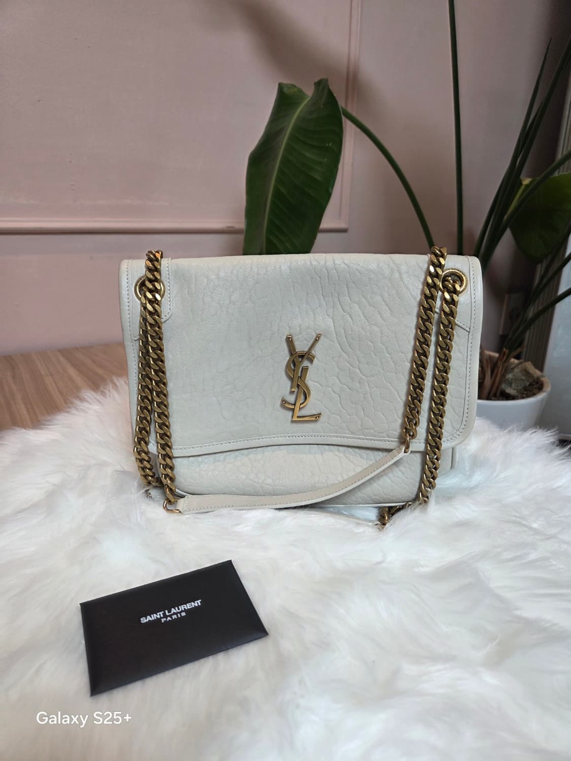 생로랑 아이보리 니키체인 숄더백 상품이미지3