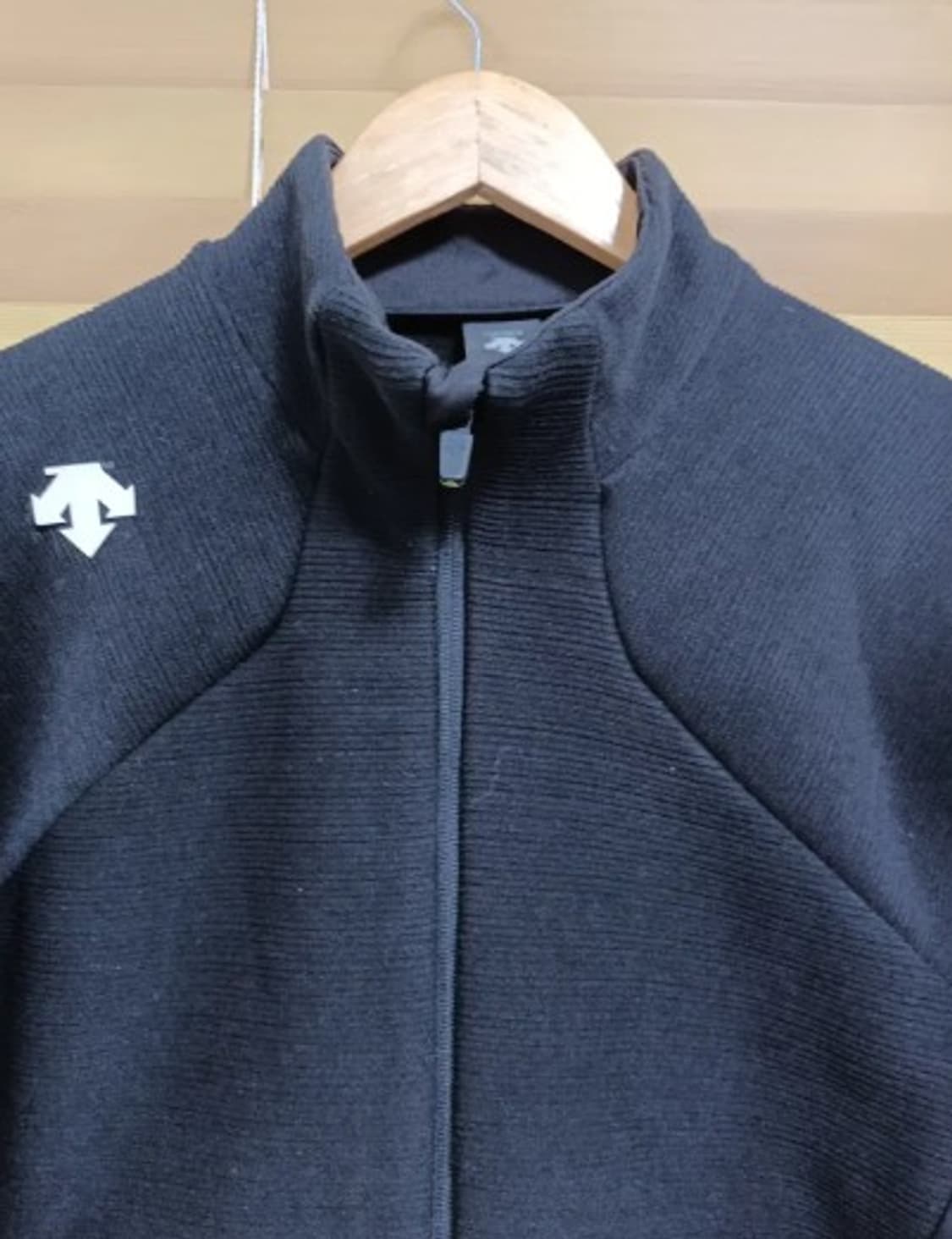 데상트 남성 러닝집업점퍼 100사이즈 상품이미지1