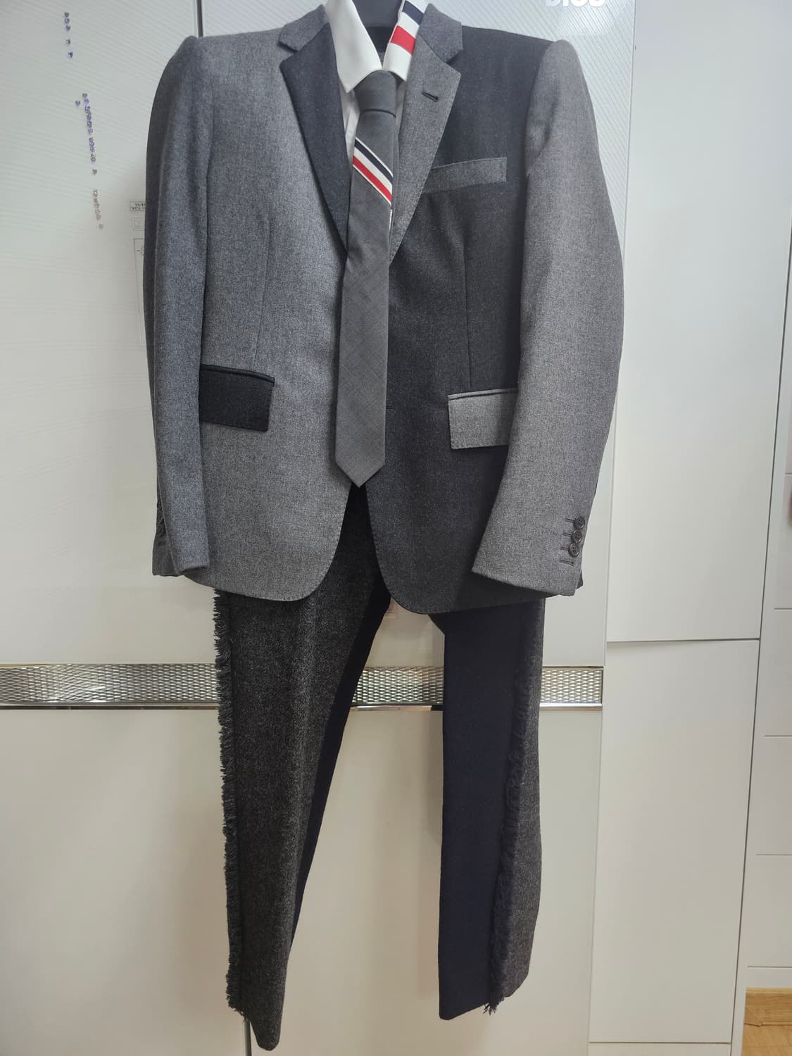 톰브라운 펀믹스 울 블레이저 자켓/바지/코트셋업(백화점정품) 상품이미지2