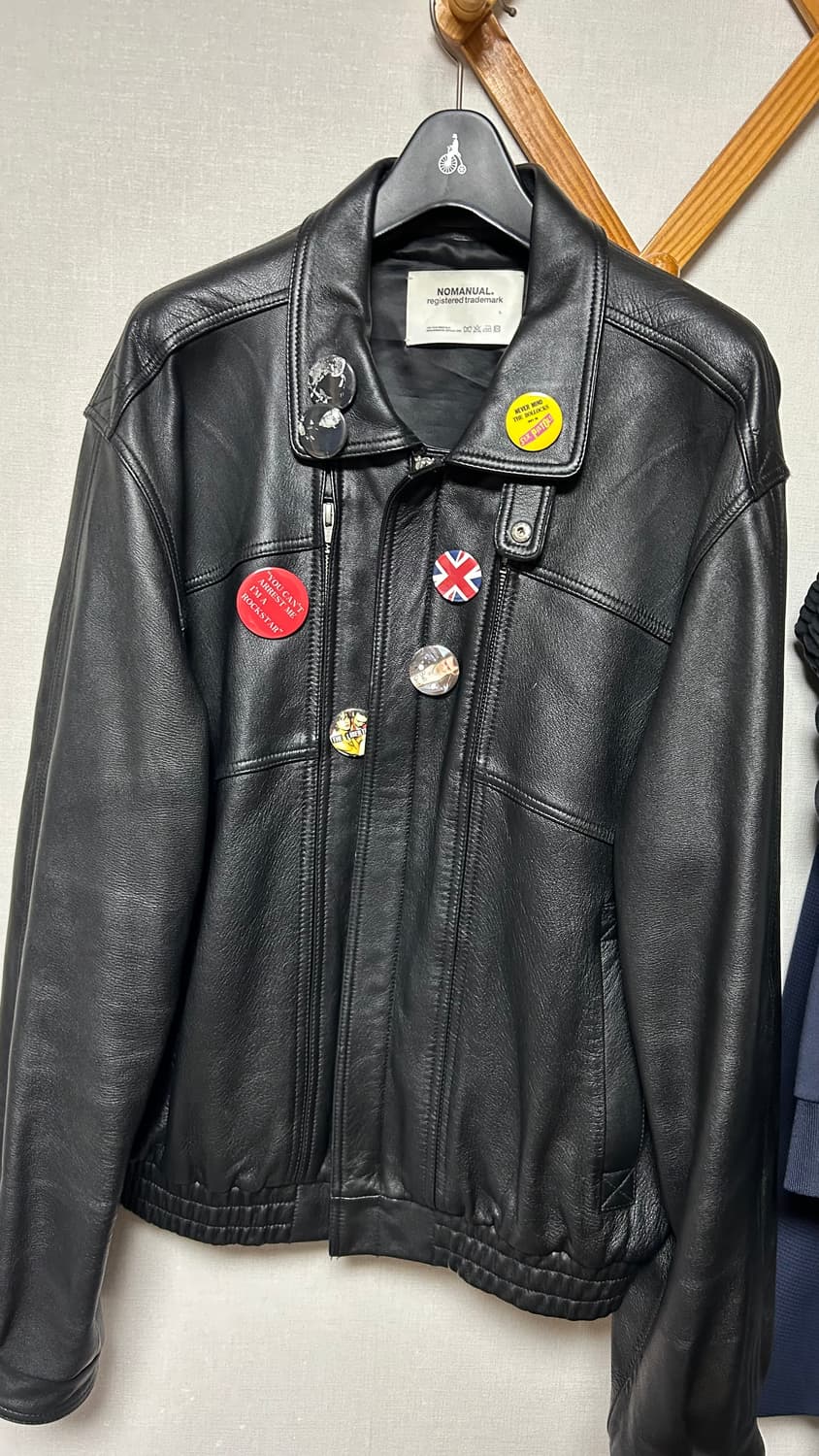 노매뉴얼 커스텀 레더 자켓 상품이미지1