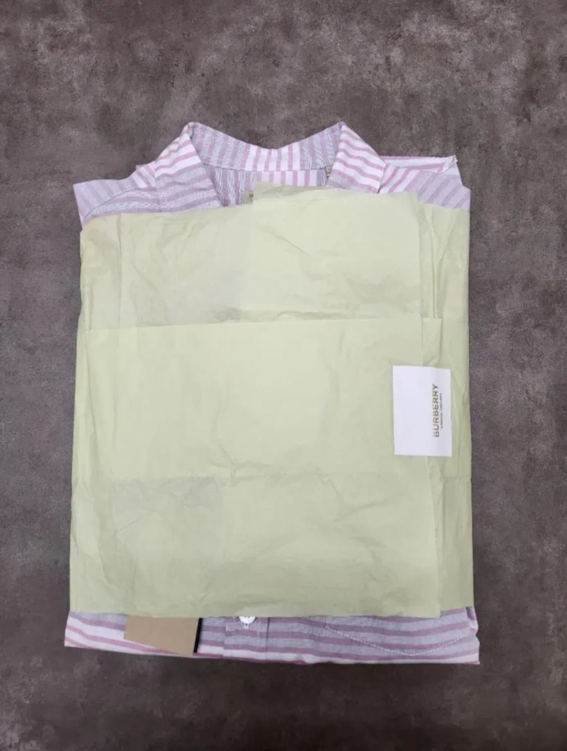 (새상품)버버리 체크 셔츠 슬림핏 95사이즈(M사이즈) 상품이미지6