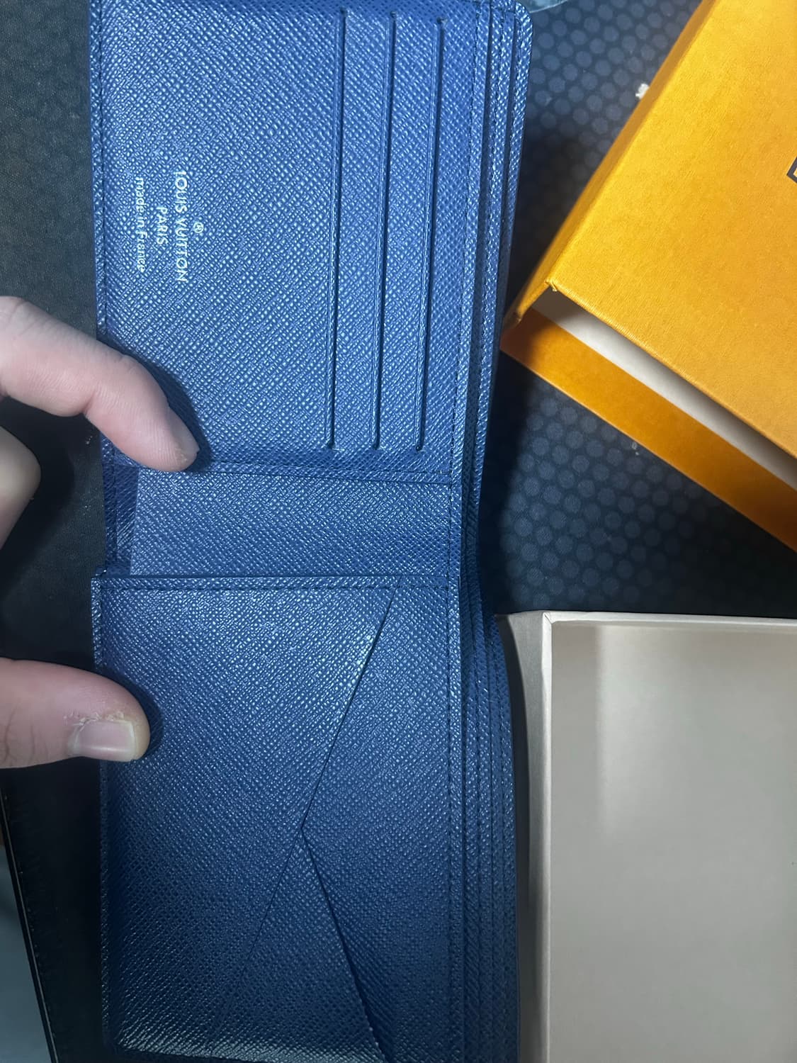 루이비통 한정판 블루워터 반지갑 상품이미지3