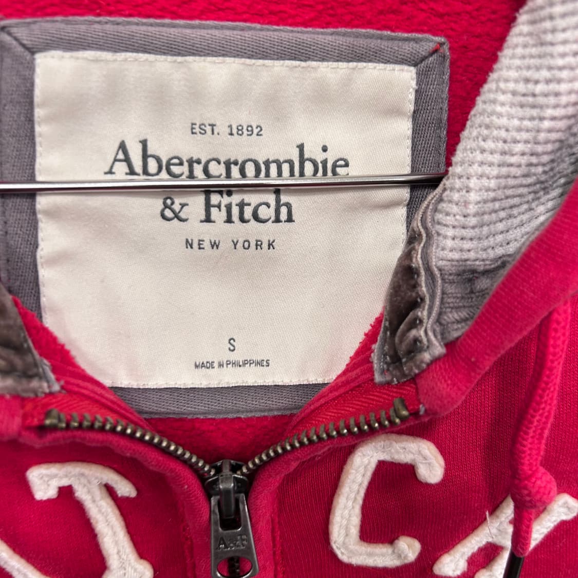 아베크롬비 앤 피치 스탠다드 크롭 후드집업 상품이미지3