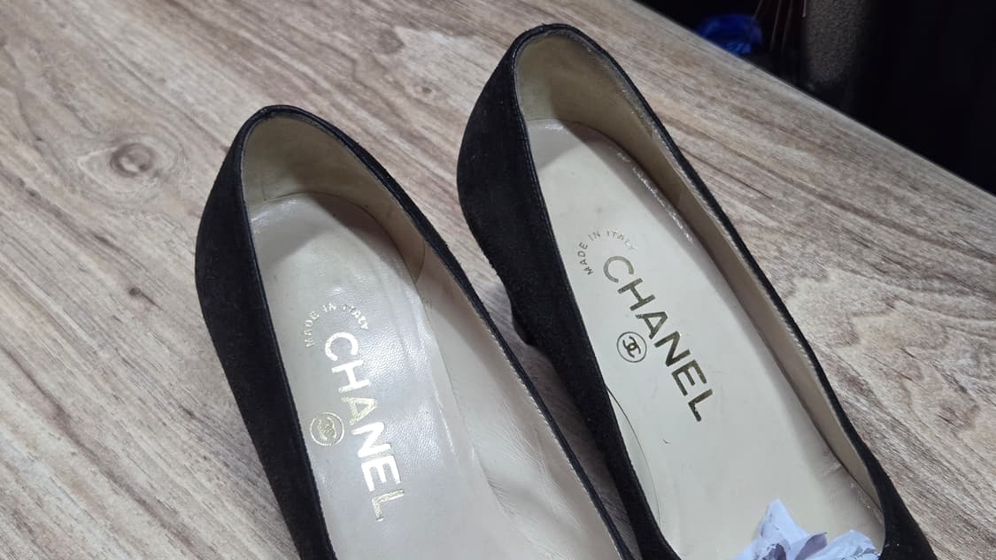 샤넬 까멜리아 스웨이드 플라워 장식 펌프스힐 상품이미지6