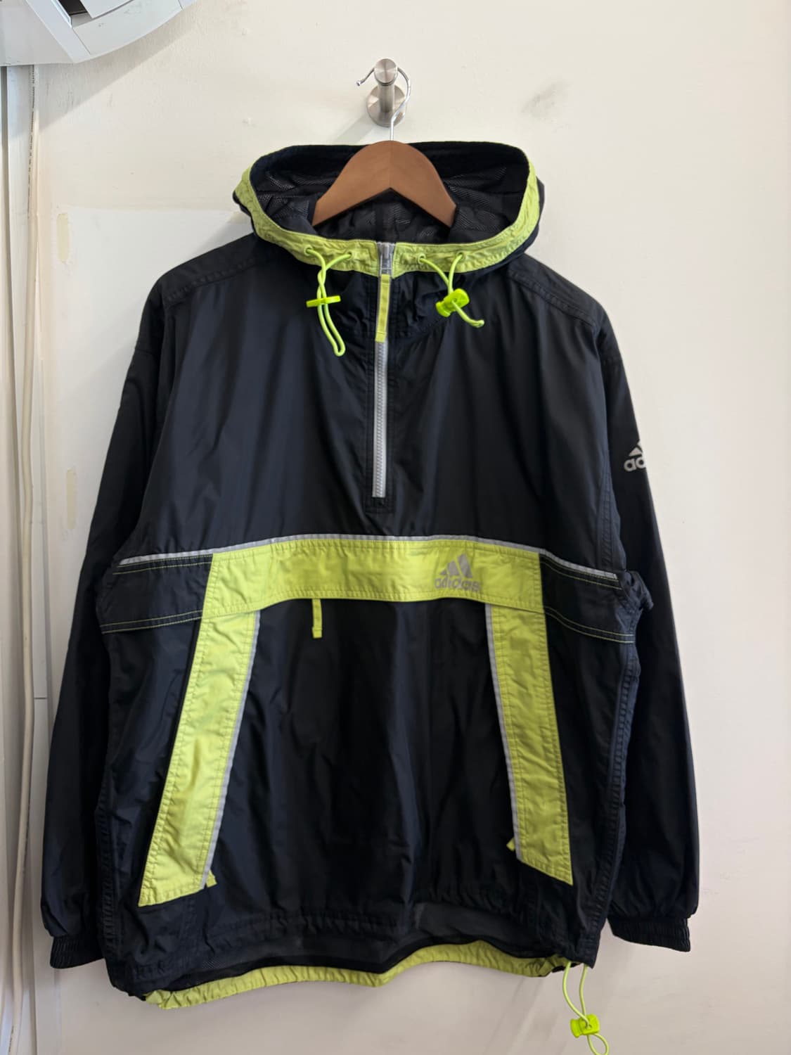 N38. 아디다스 올드스쿨 바람막이 자켓 상품이미지1