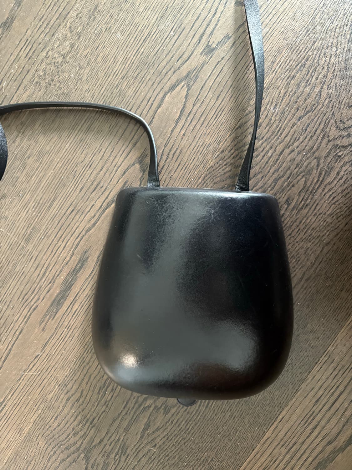 르메르 타코백 블랙 (중고) 상품이미지1