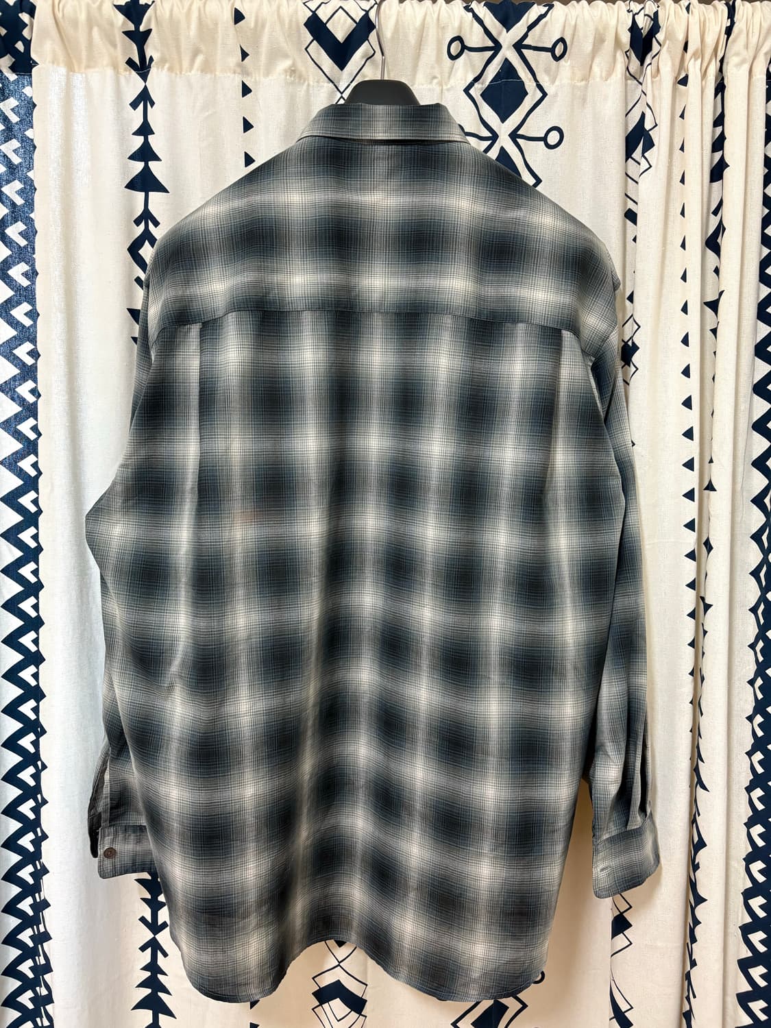 브라운야드 / 스테디셔츠 옴브레 블랙 상품이미지4