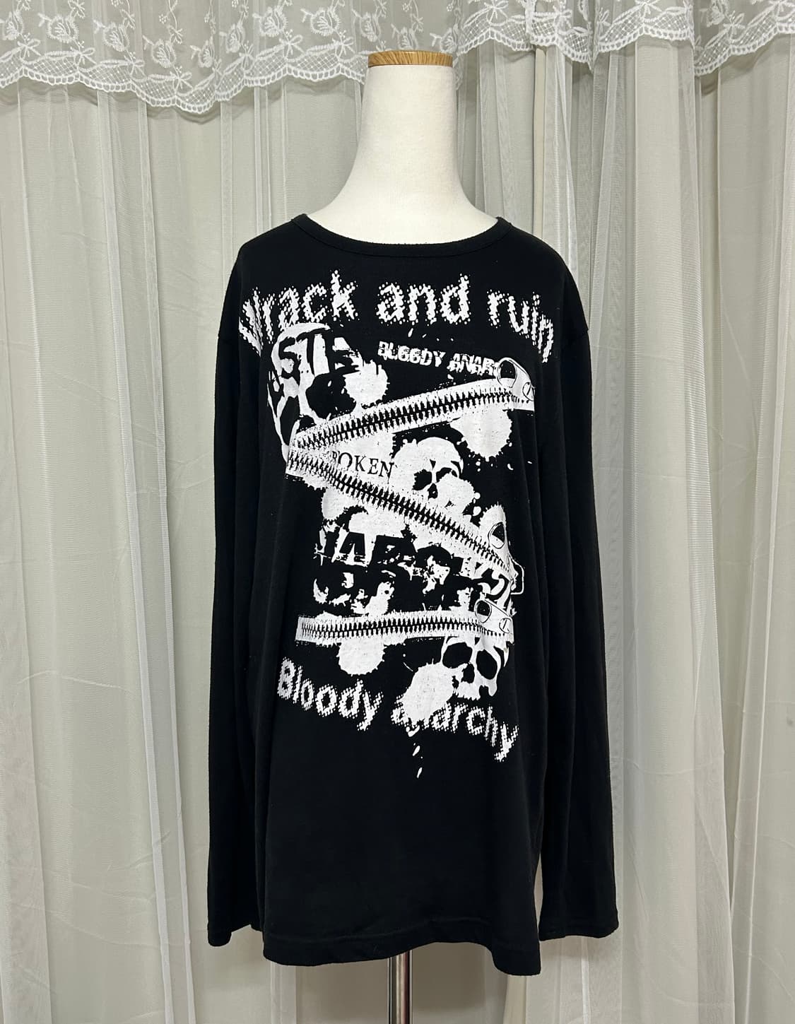 Under level 펑크 프린팅 롱슬리브 상품이미지1