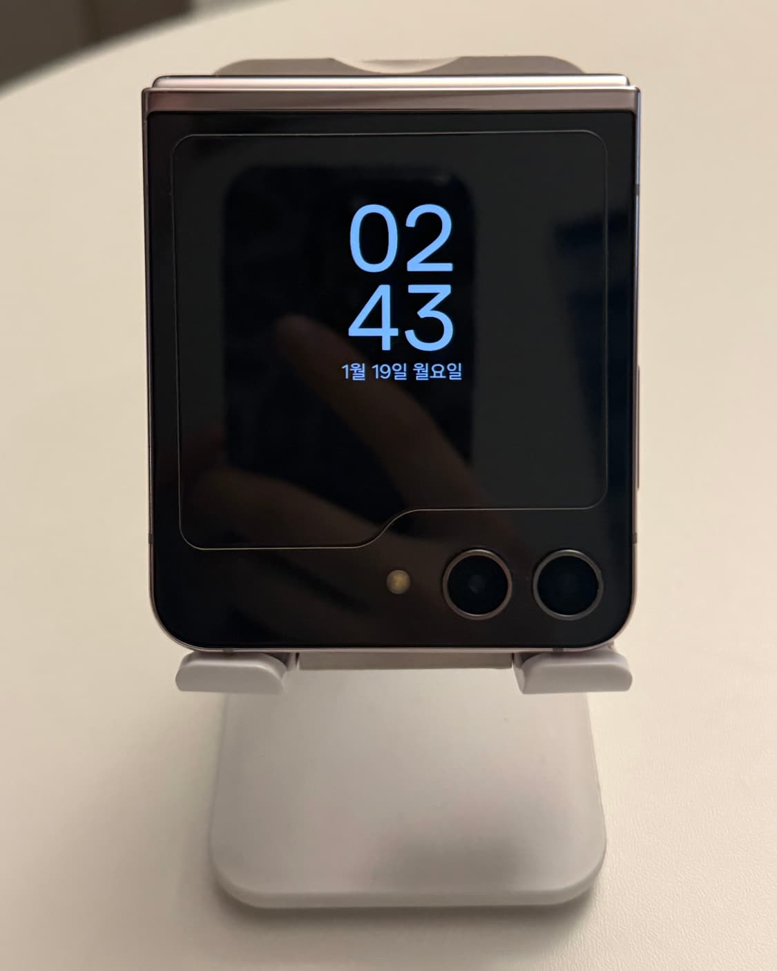 삼성 갤럭시Z 플립5 퍼플 색상 512GB 판매합니다. 상품이미지5