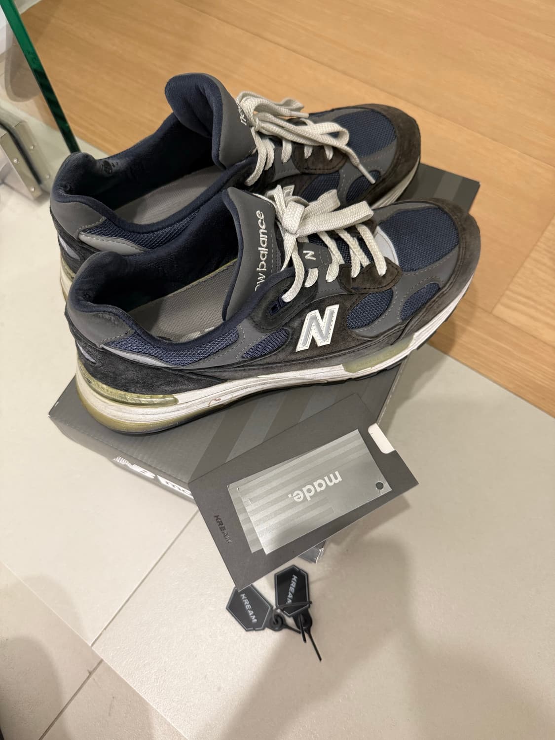 뉴발란스 992 메이드 인 USA 네이비 상품이미지2
