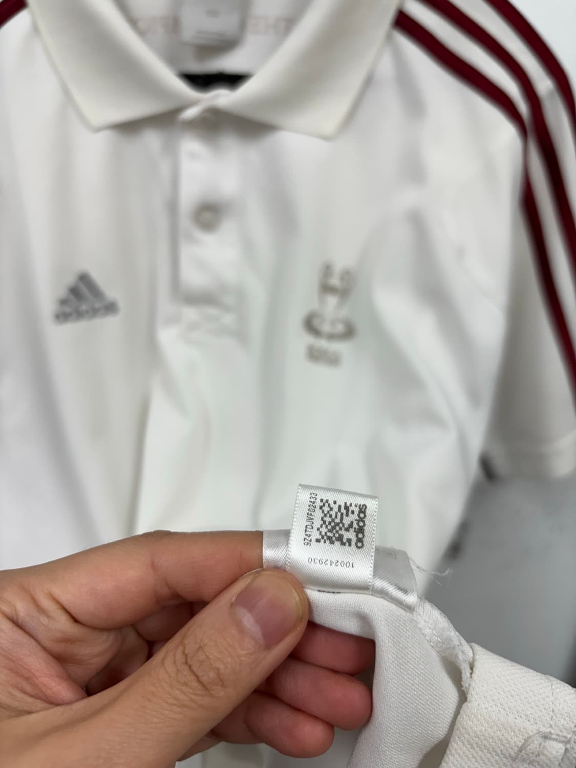아디다스 로마 챔피언스 로고 반팔티 상품이미지6