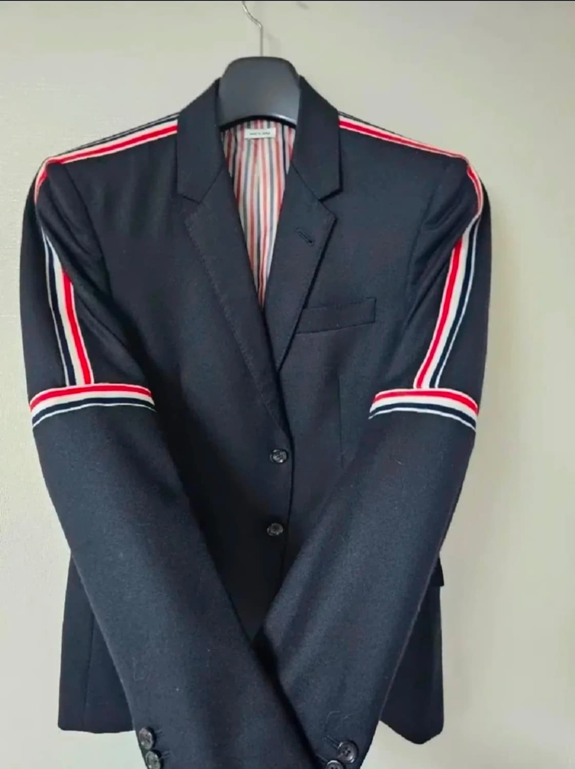 톰브라운 더블 삼선 암밴드 울자켓(2/새상품급/정품) 상품이미지3