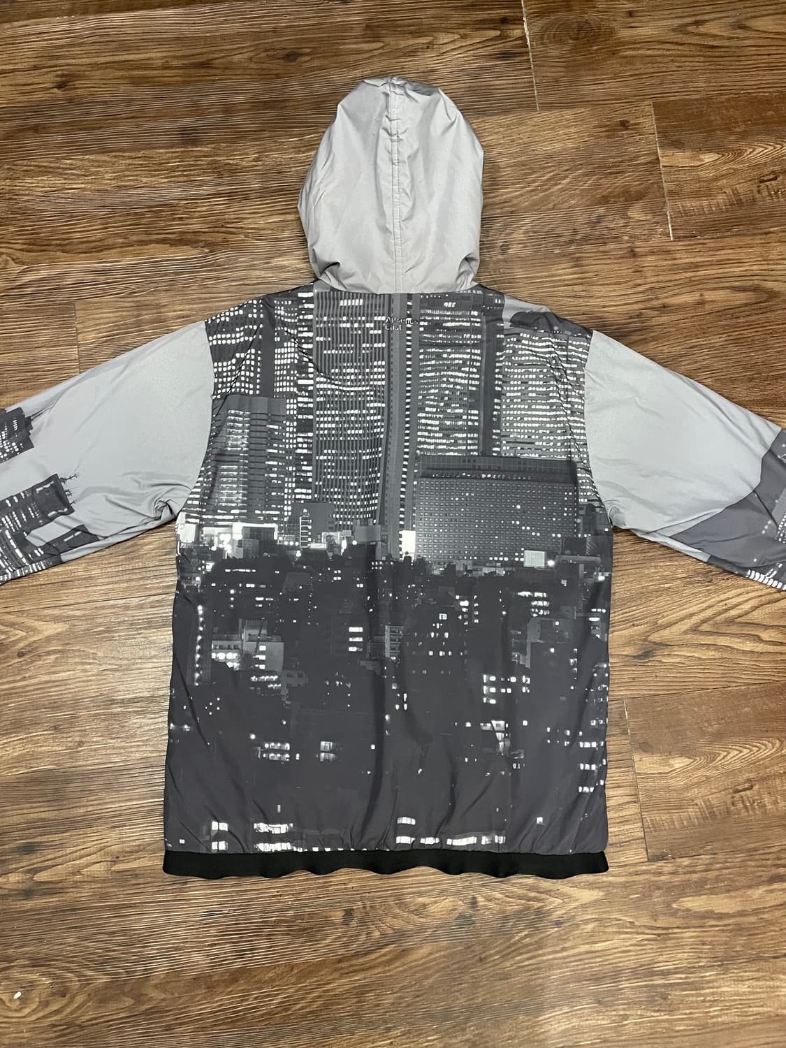 00s 나이키 피카소 밤도시 리버시블 바람막이 점퍼 상품이미지6