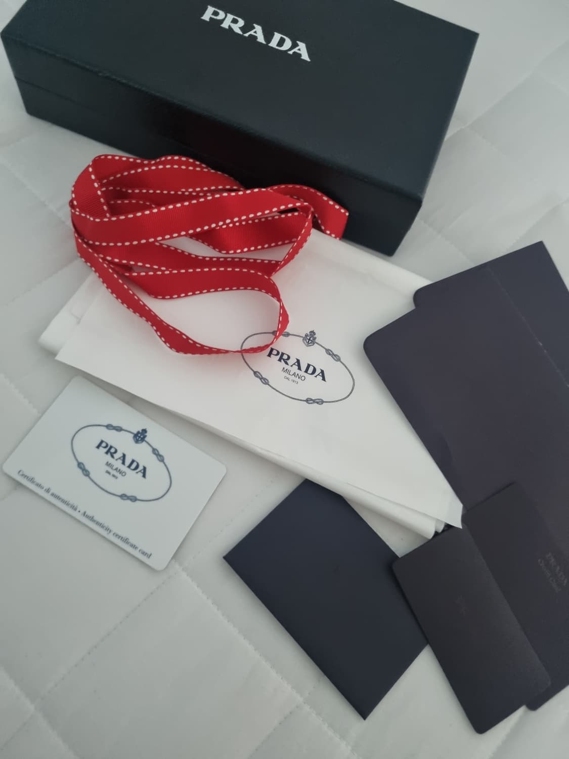 [ 풀구성품 ] 프라다 사피아노 금장 지퍼돌이 장지갑 상품이미지7