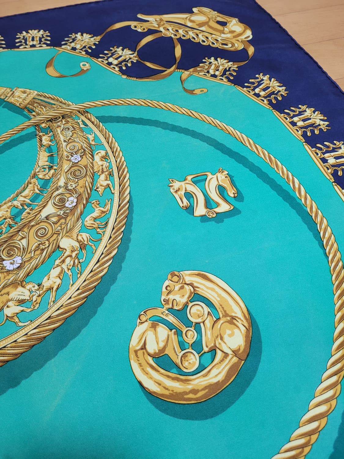 정품 에르메스 까레 실크 스카프 상품이미지8