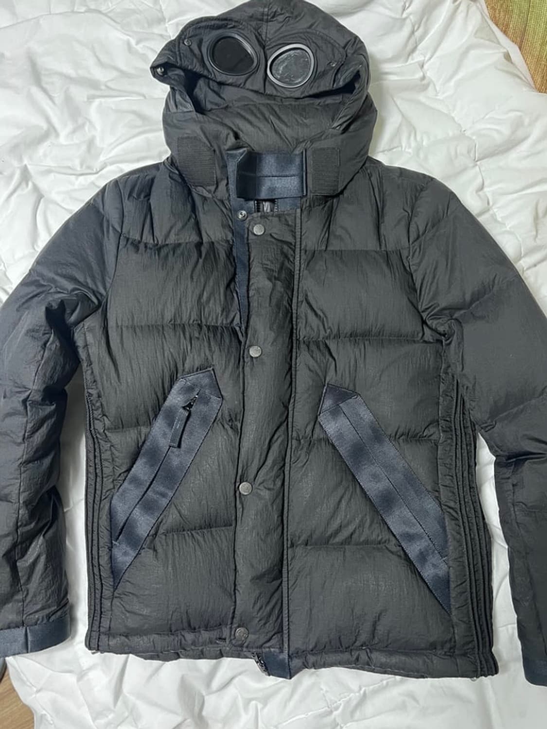 c.p. company 씨피컴퍼니 패딩 상품이미지2