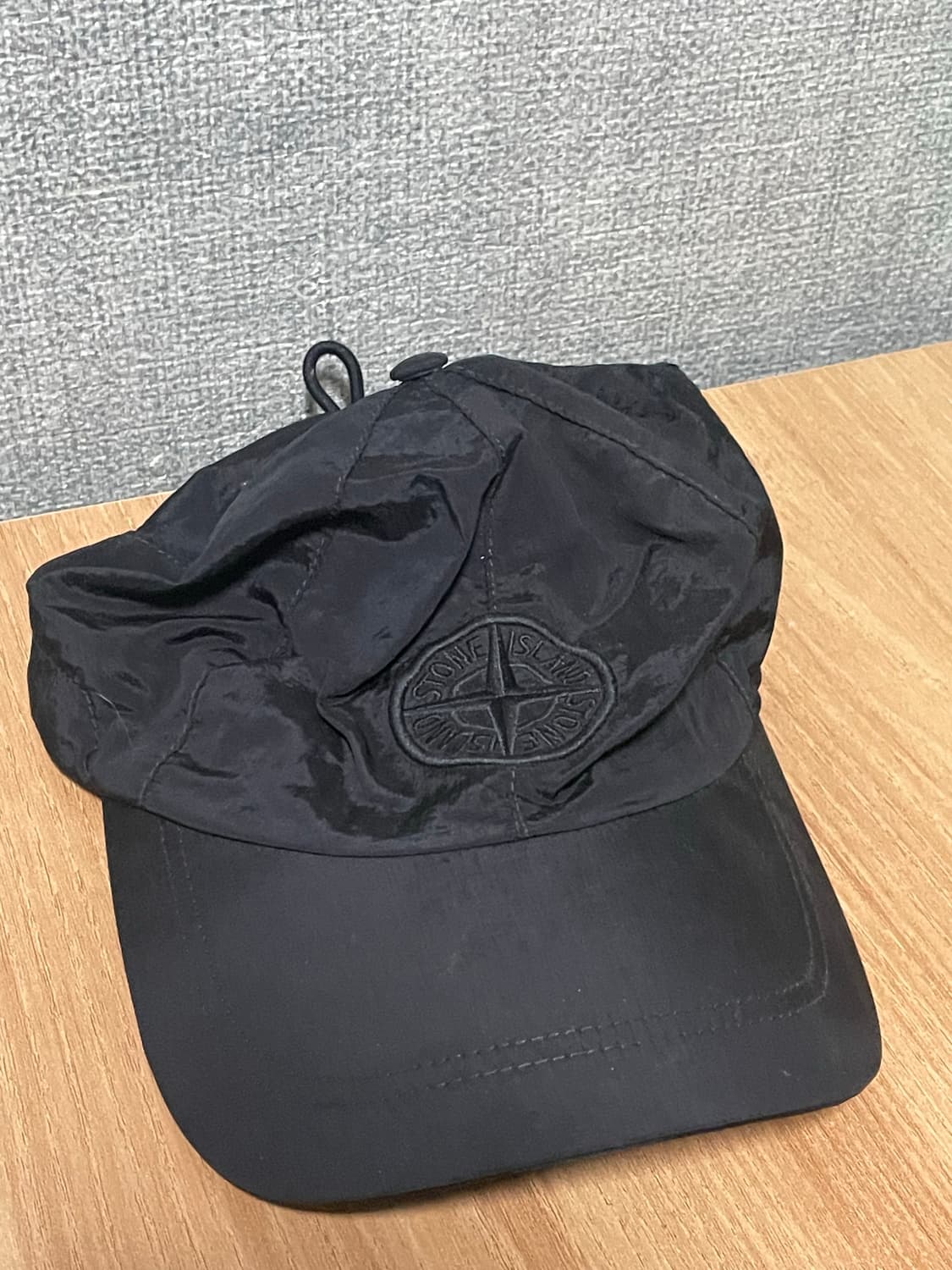 스톤아일랜드 나일론 모자 팝니다. 상품이미지1