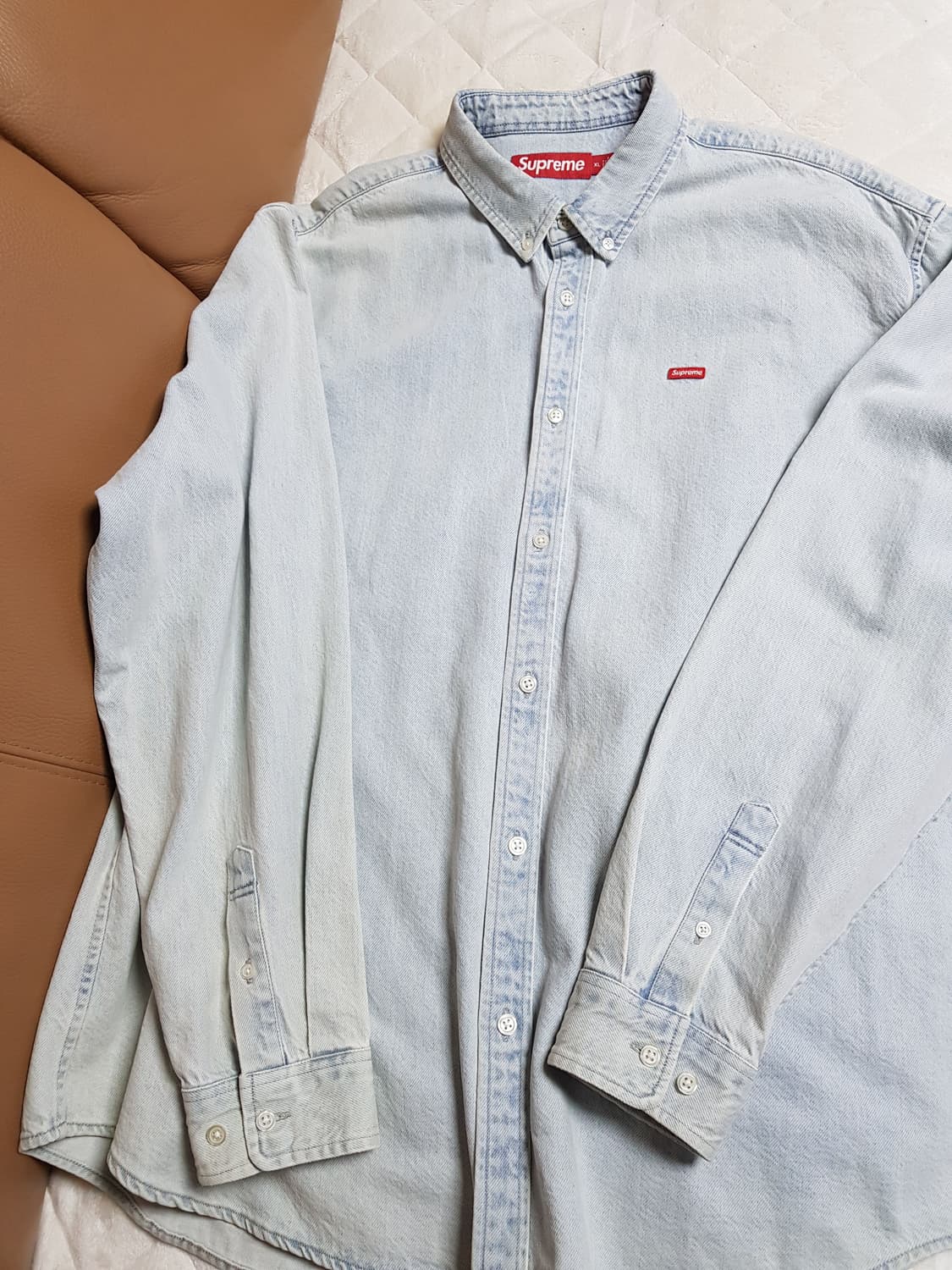 슈프림 스몰 박스 셔츠 연청 워시드 블루 24SS 상품이미지1