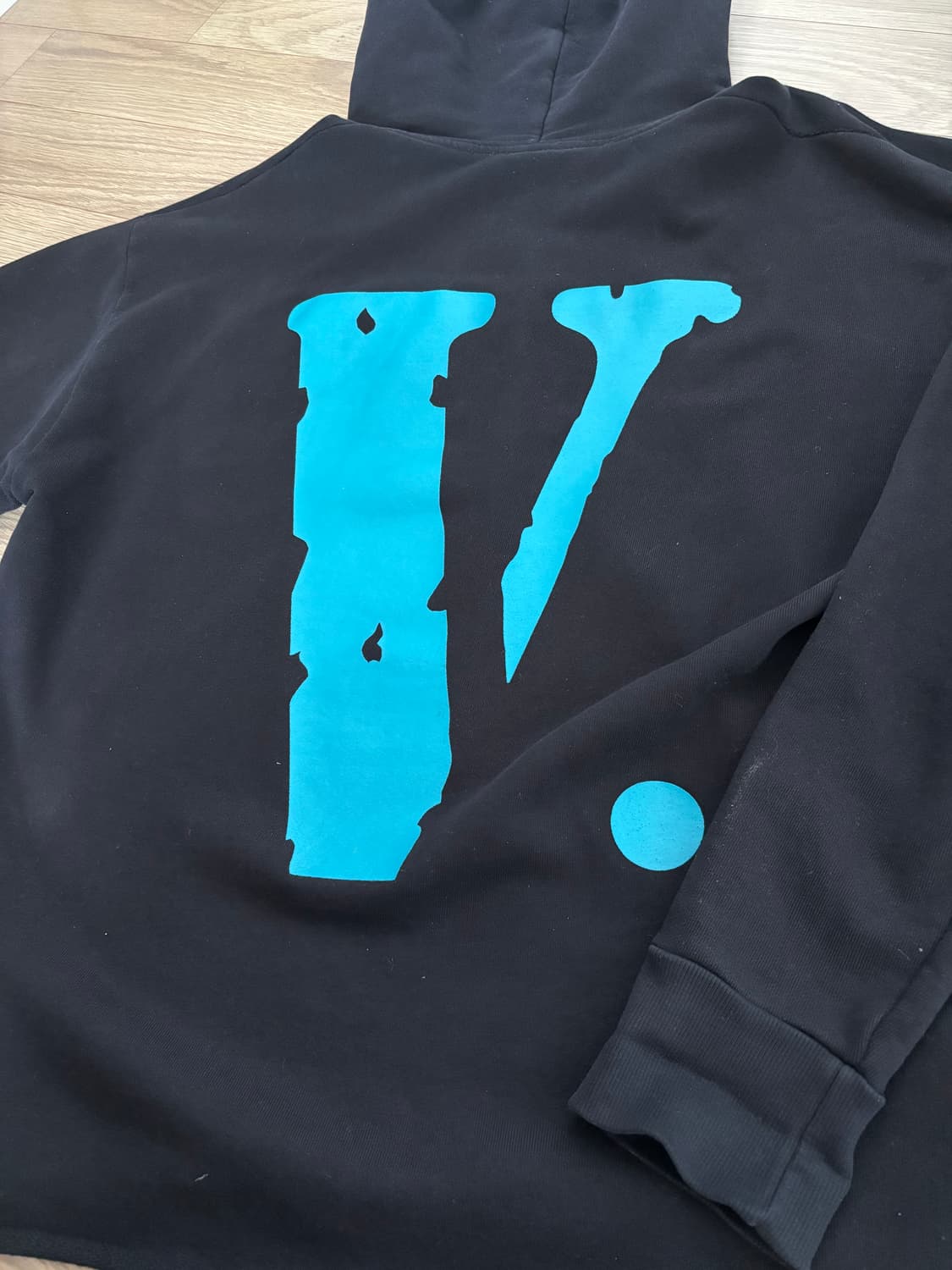 브이론 후드티 상품이미지2