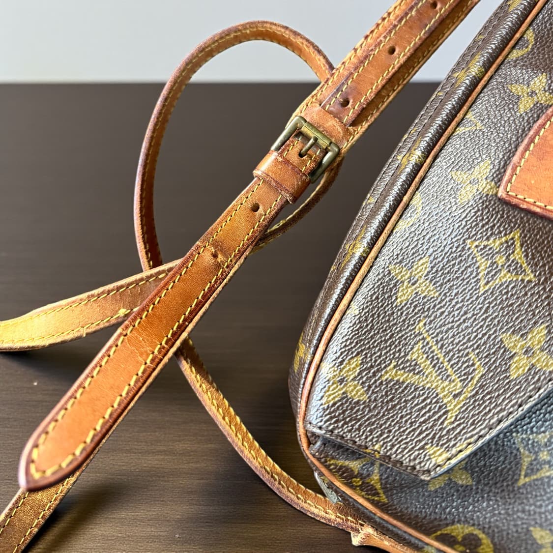 루이비통 모노그램 다미에 젠느빌 반달 크로스백 상품이미지5