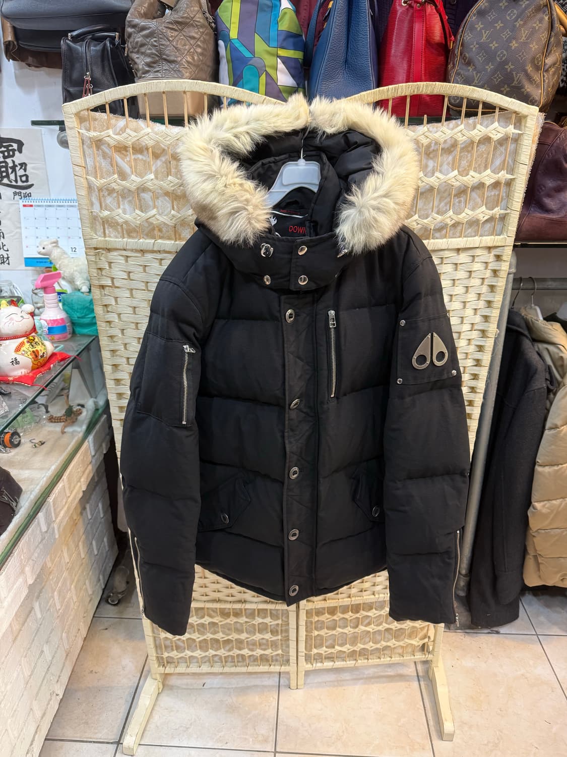 105 정품 무스너클 쓰리쿼터 패딩 팝니다 상품이미지1