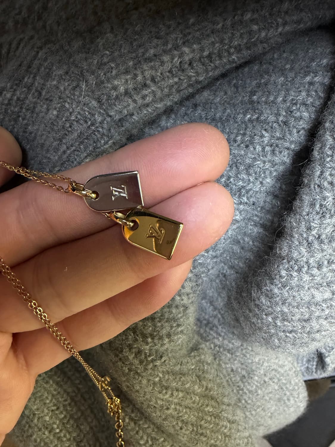 루이비통 나노그램 목걸이 상품이미지2