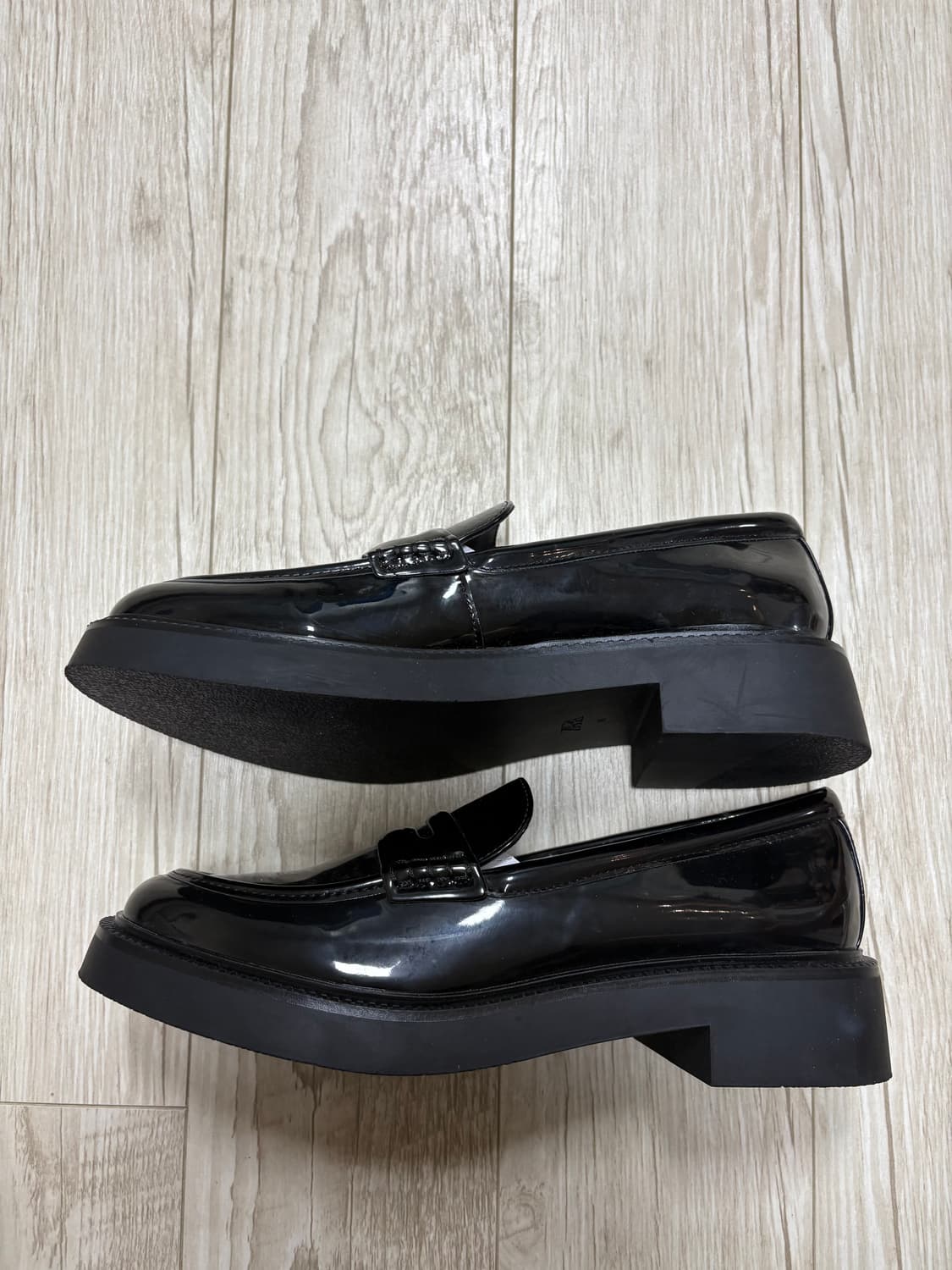 자라 로퍼 블랙 260 상품이미지2