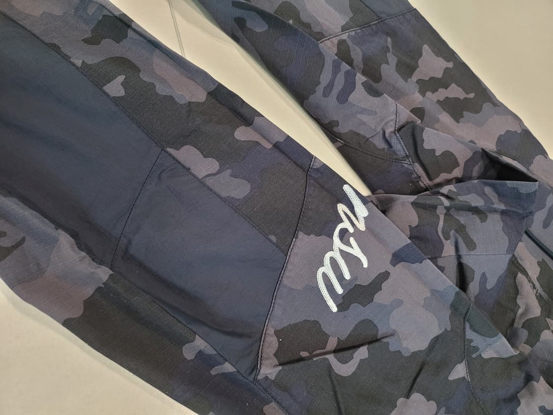 새상품] "감각적인 카모의 정석" 나이키 NSW 우븐 카모 조거 팬츠 ( 상품이미지3