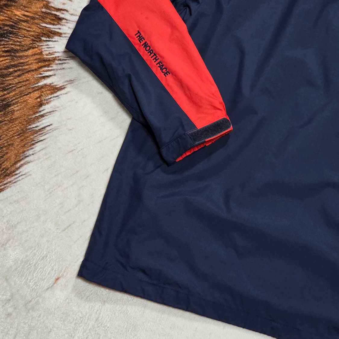 노스페이스 레드 네이비 배색 바람막이 상품이미지8