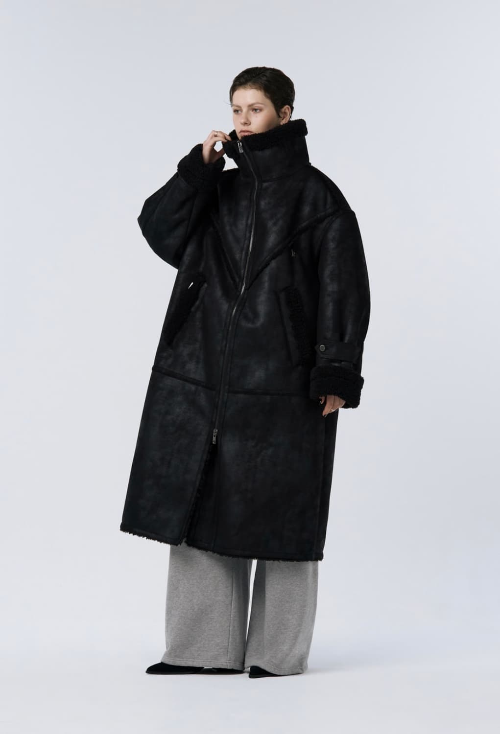 트리밍버드 하이넥 롱 무스탕 코트 블랙 상품이미지5