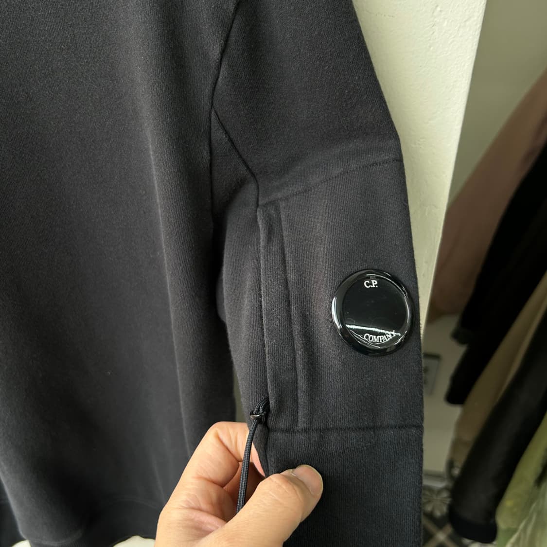 16450 - C.P 컴퍼니 렌즈 맨투맨 상품이미지3