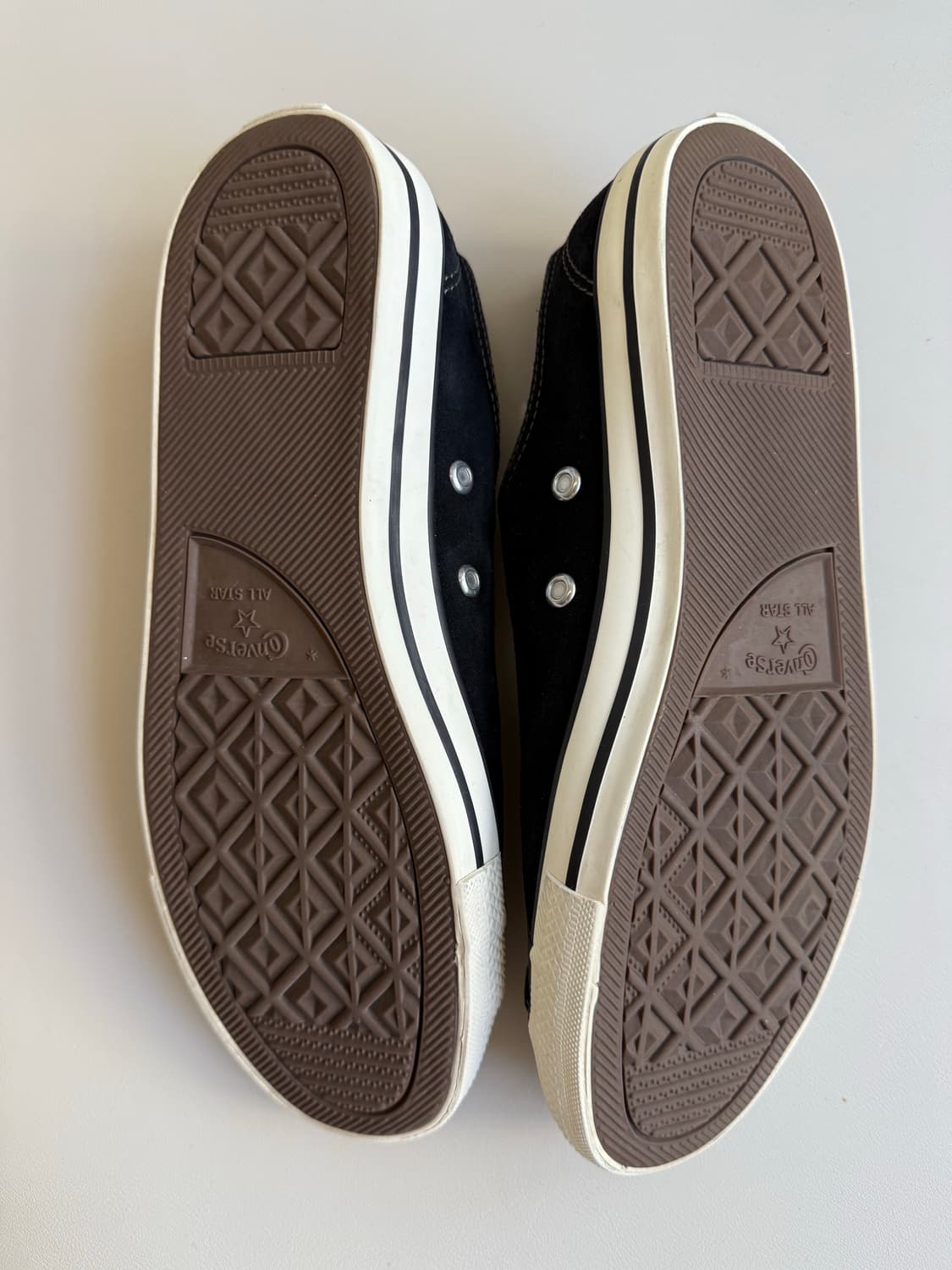 [새상품.240] CONVERSE 퍼 스니커즈 컨버스 운동화 캔버스 상품이미지2