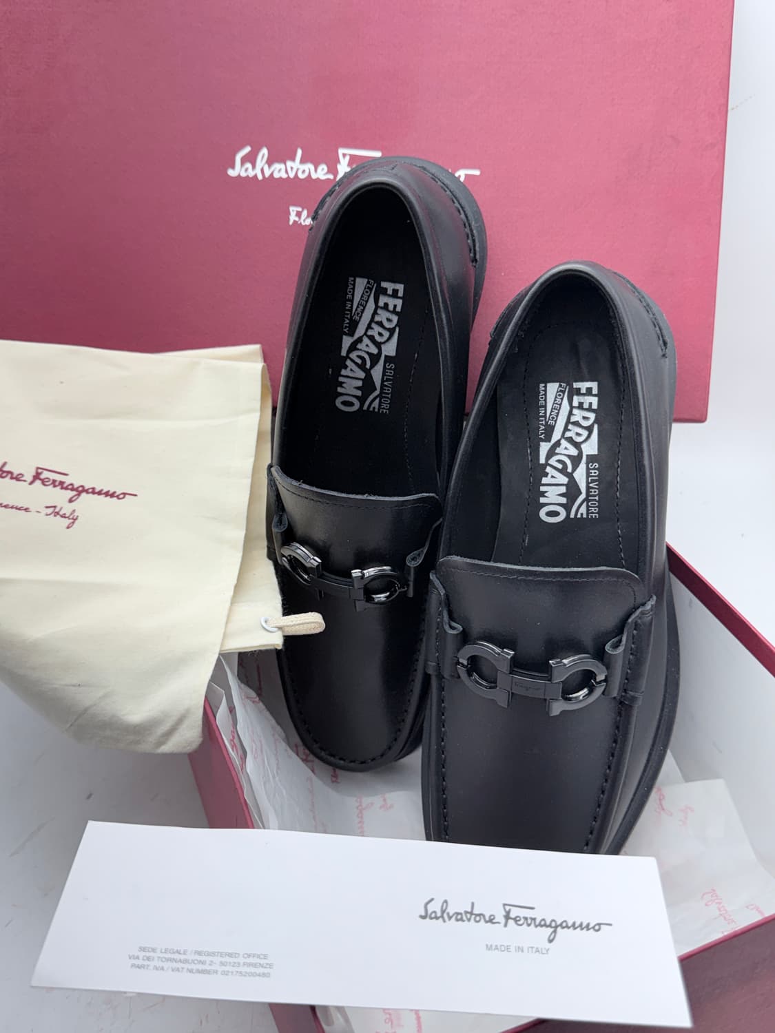 정품)페라가모250 상품이미지1