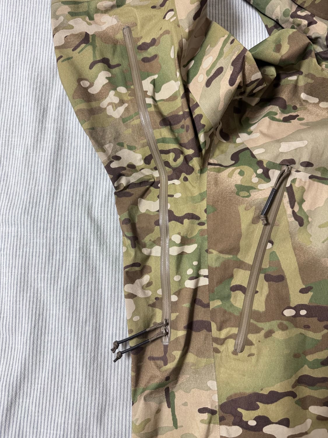 아크테릭스 리프 알파 자켓 LT 멀티캠 Gen2  상품이미지7