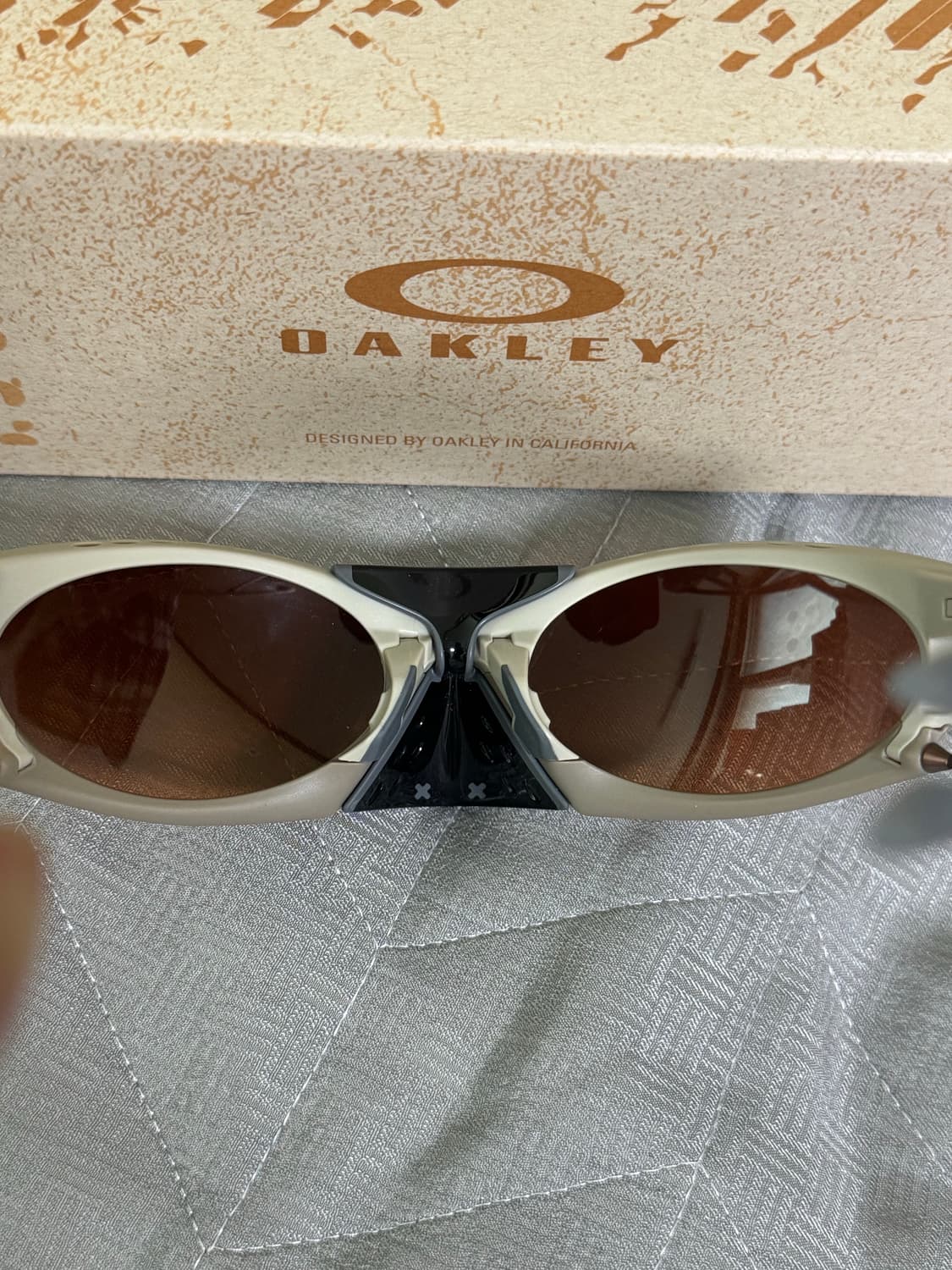 오클리 플란타리스 매트 샌드 상품이미지2