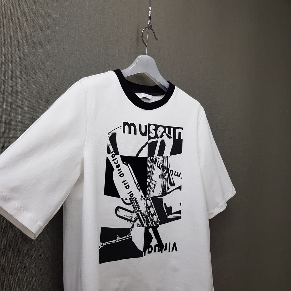 한섬 래트 2022 그래픽 반팔 티셔츠 88-98-165사이즈 상품이미지3