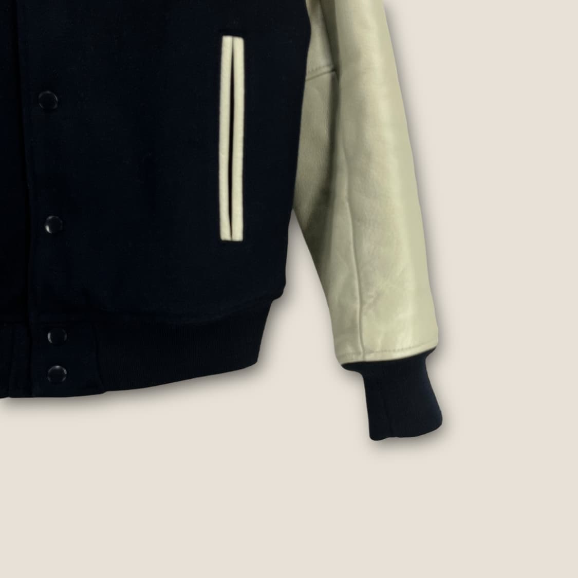 아비렉스 로고 바시티자켓 상품이미지4