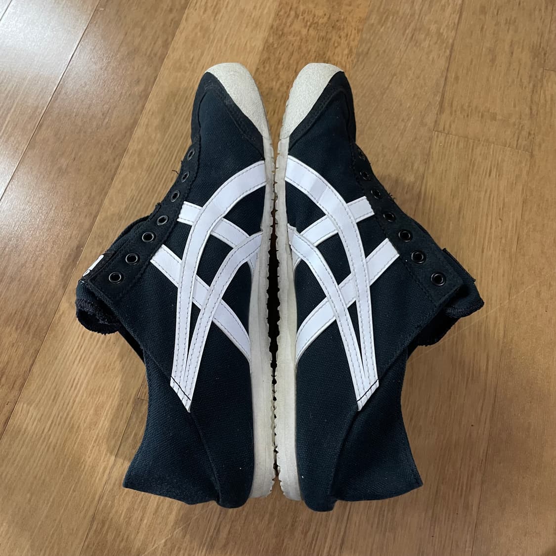 오니츠카타이거 맥시코66 스니커즈 255 상품이미지5