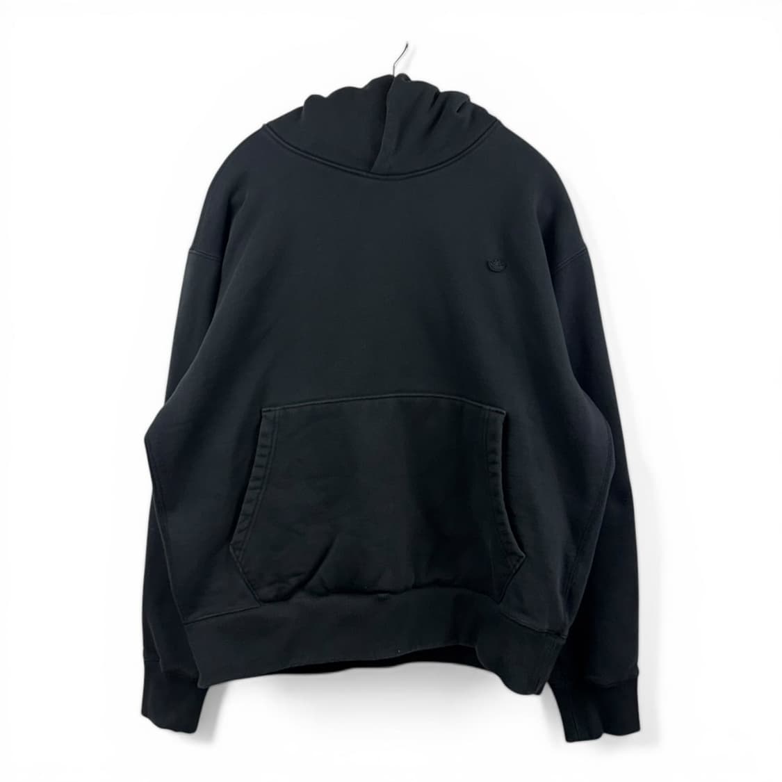 (2XL) 아디다스 불꽃 패치 로고 후드 티 블랙 상품이미지1