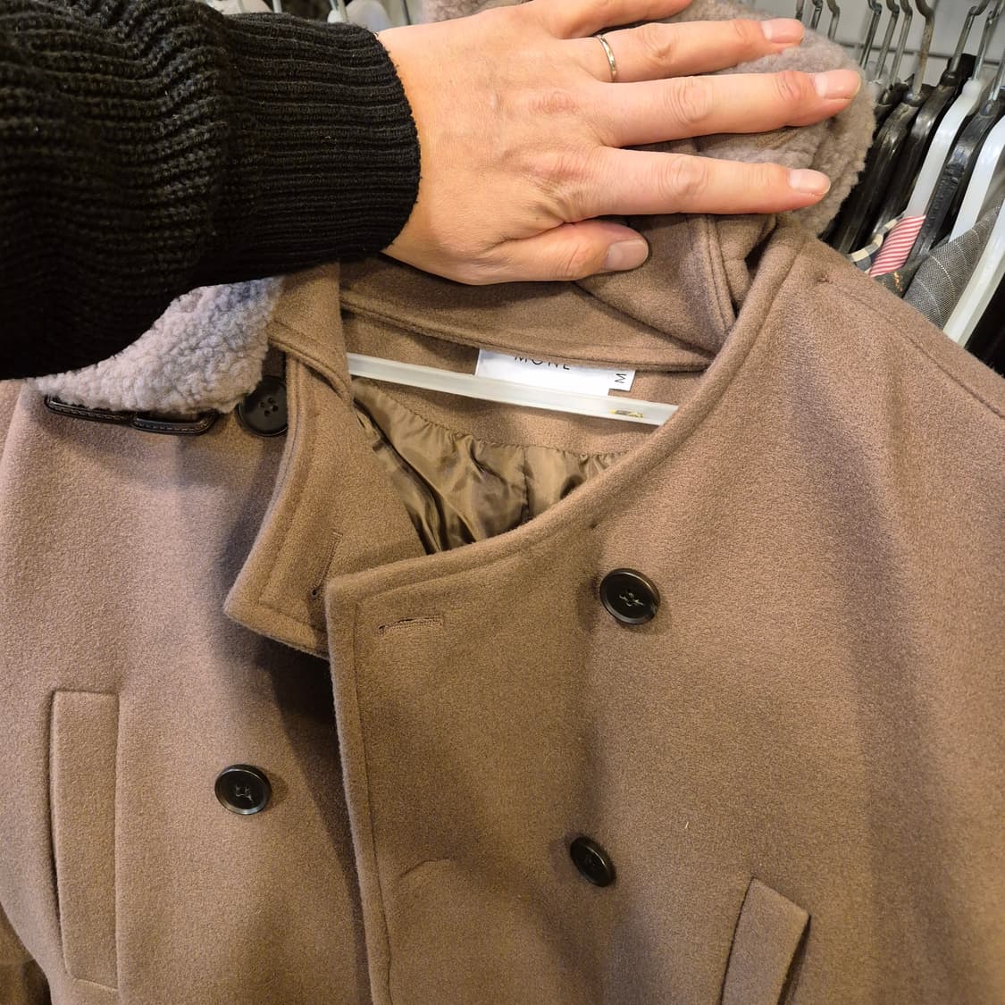 M(착샷잇음) 인디브라운 털배색 더블롱코트  상품이미지8