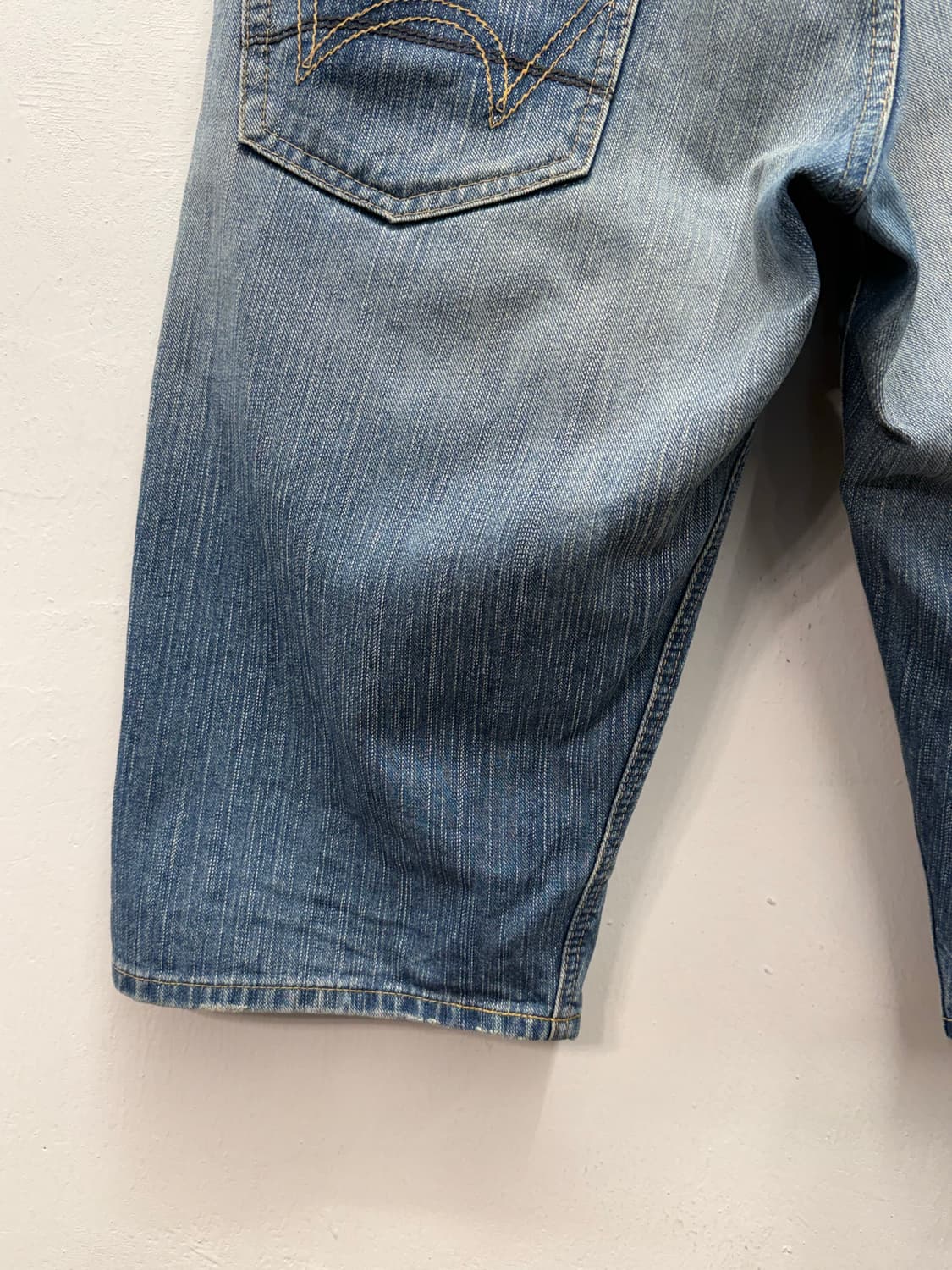 Edwin Cinch Back Denim Shorts 상품이미지4
