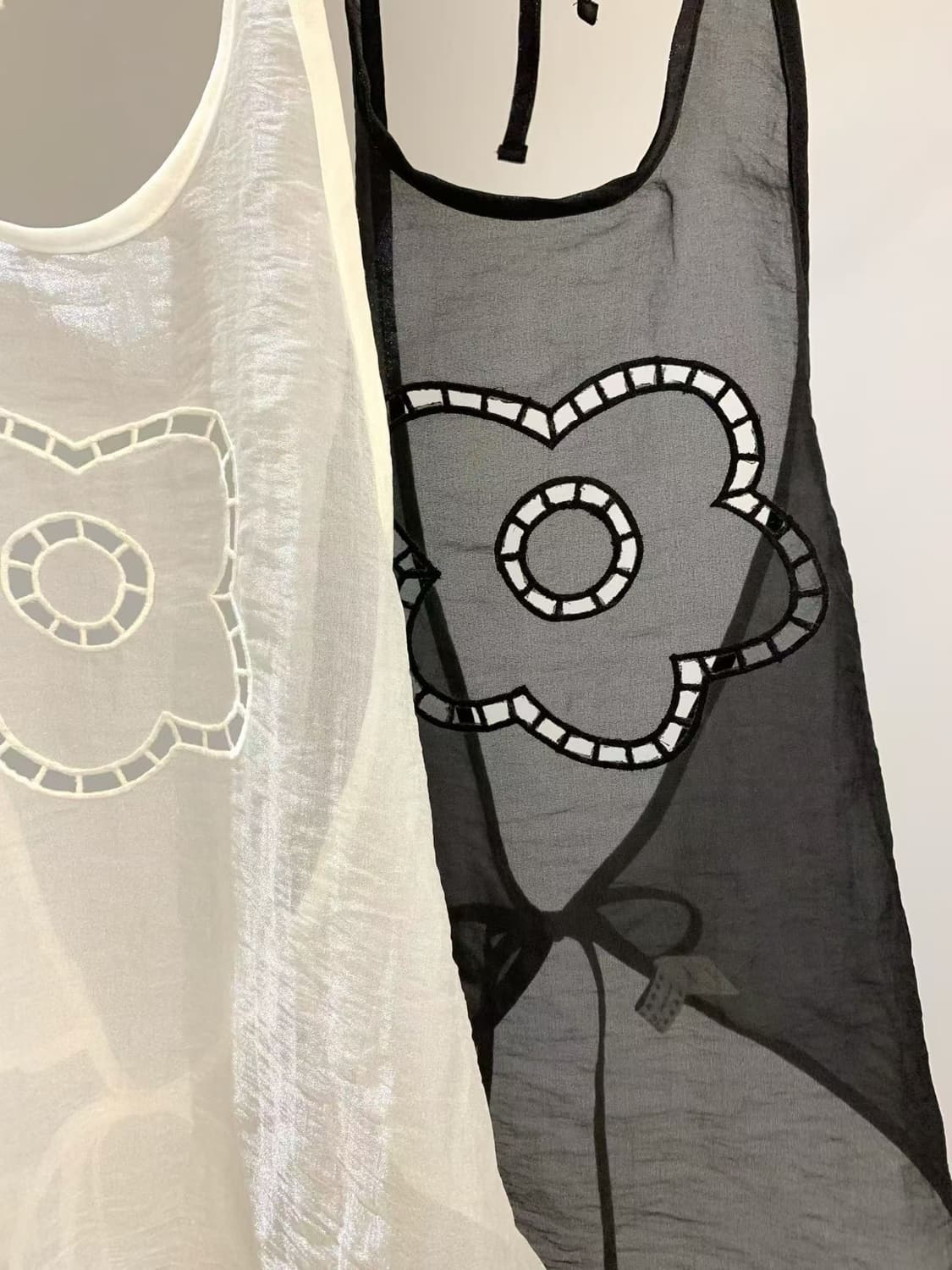 플라워 홀터넥 에이프런 나시 새상품 상품이미지1