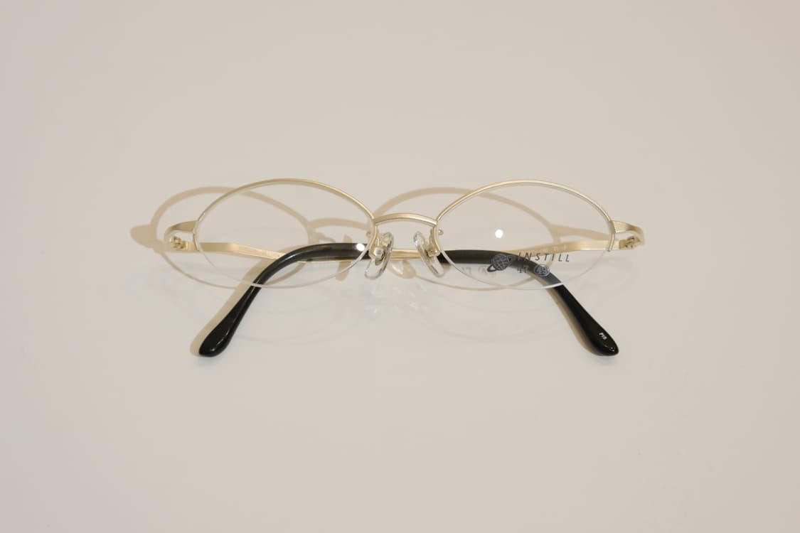 인스틸(INSTILL) 유니크 템플 골드 오벌 메탈 안 상품이미지5