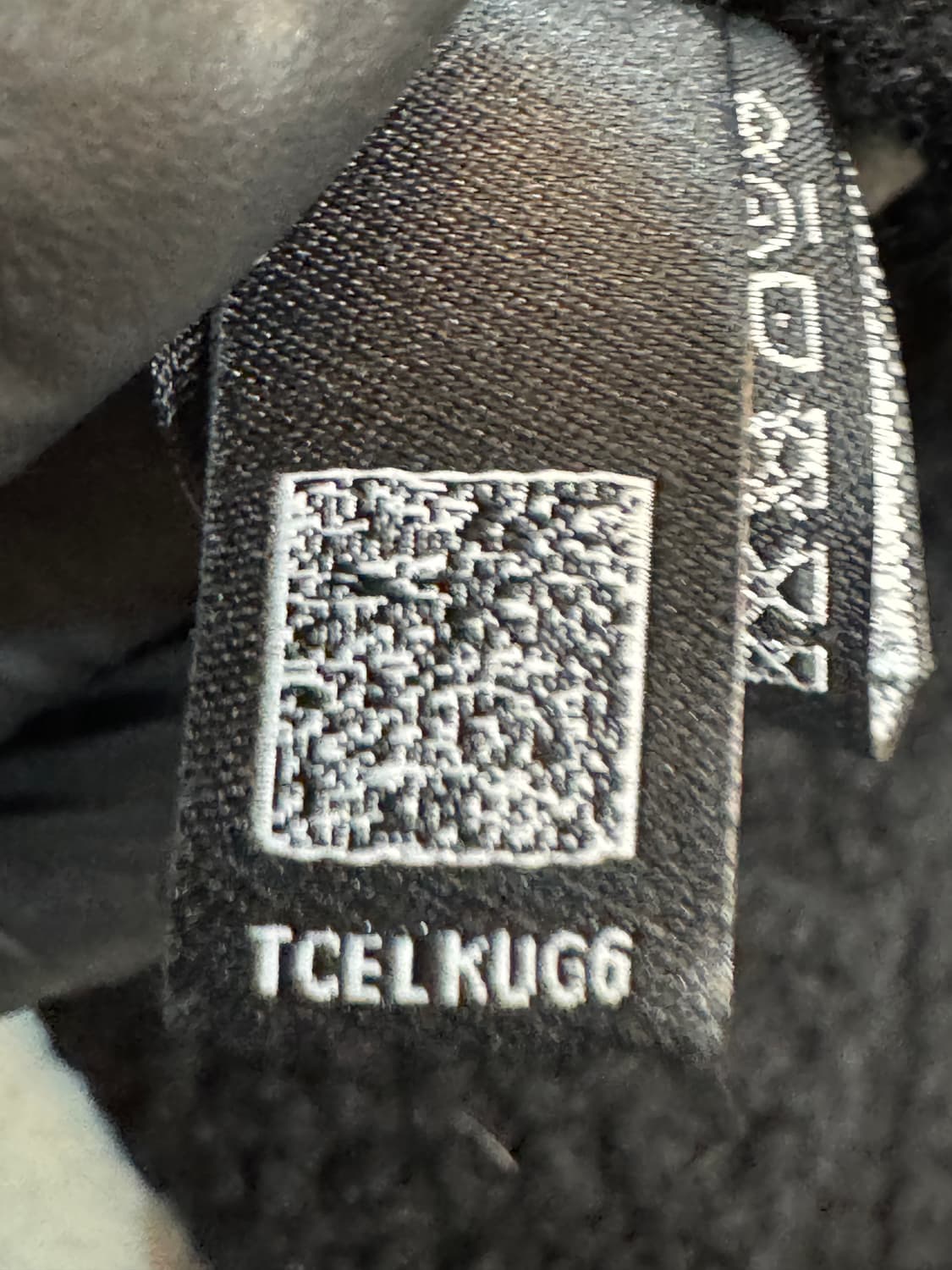 샤넬 CC로고 캐시미어 니티드 CC 머플러  상품이미지4