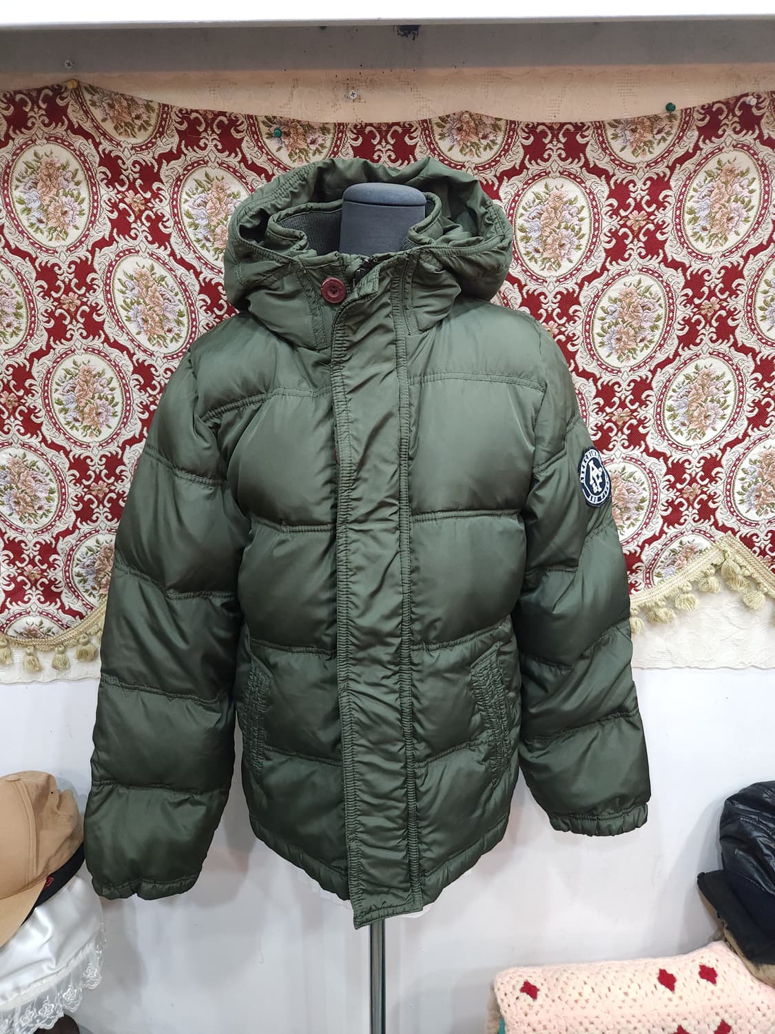 아베크롬비 캠쉘 오리털 패딩점퍼 푸퍼

 상품이미지1