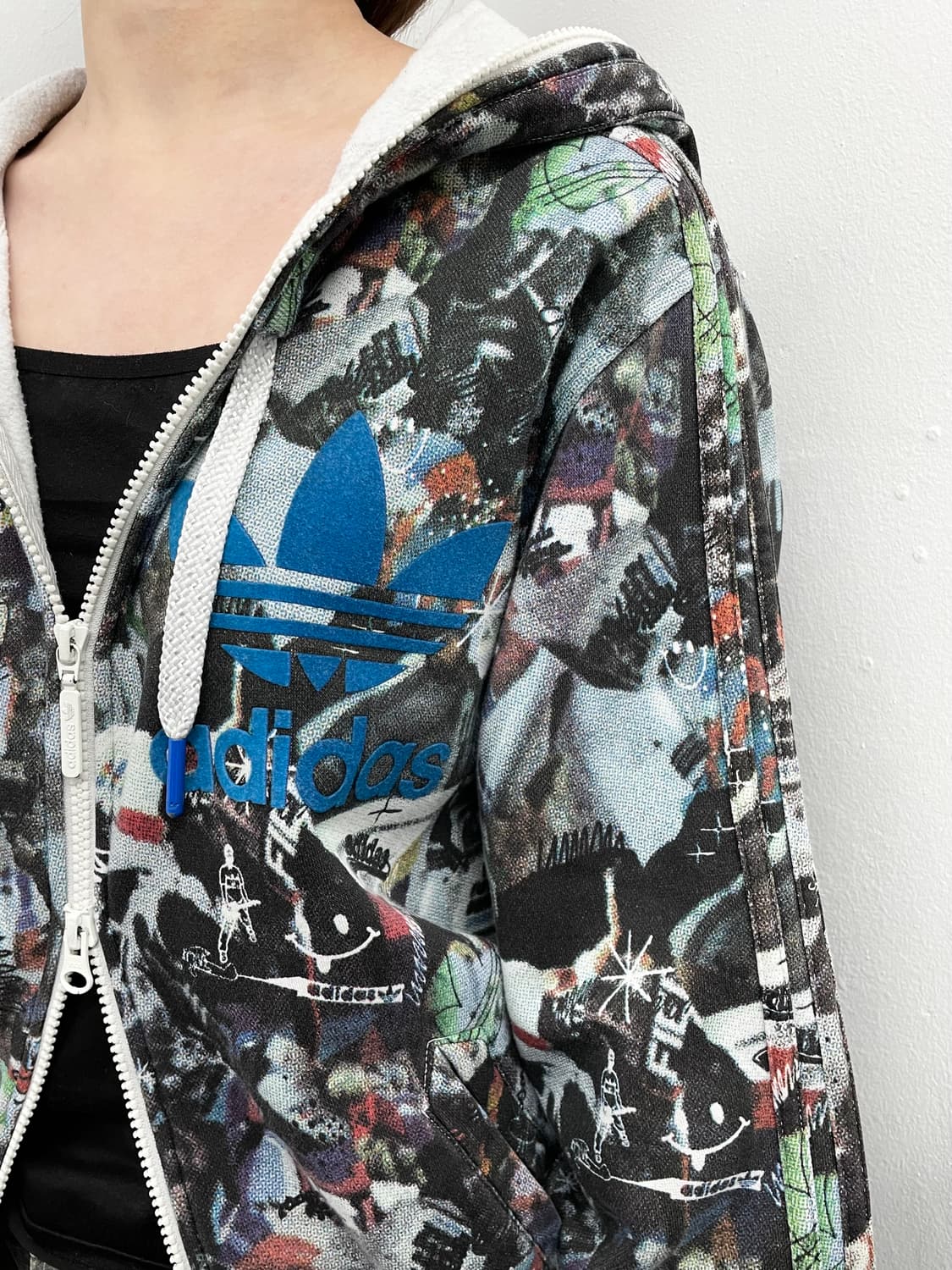 아디다스 올드스쿨 그래픽 후드집업  상품이미지2