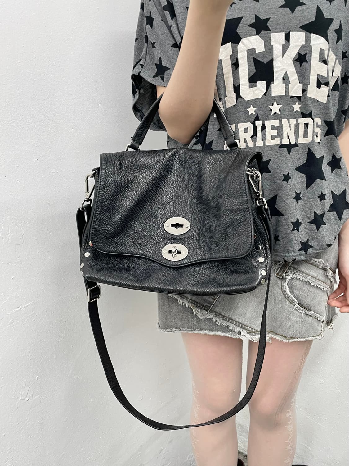 자넬라토 포스티나 스터드 버클 사첼백 상품이미지2